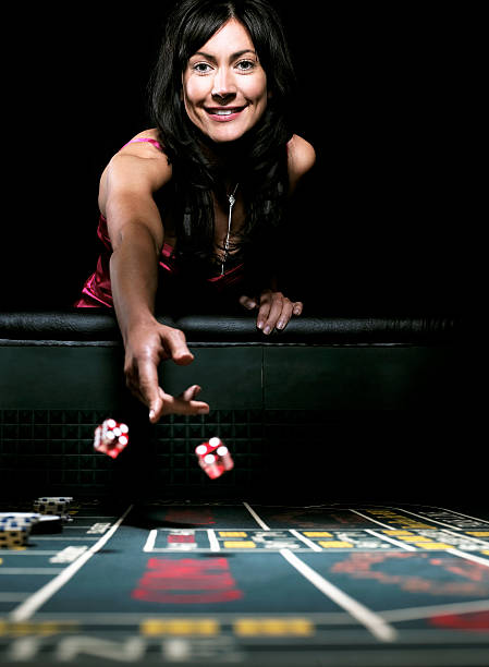 omtoto Playtech slot game interface showing reels, paytable, and stake controls