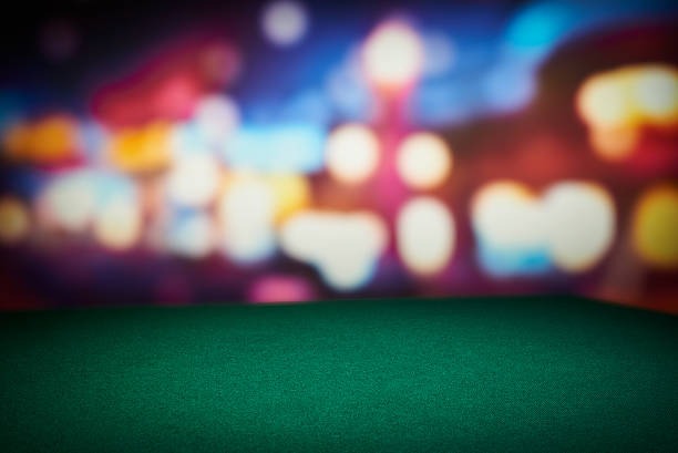 omtoto Sakong live dealer interface showing three-card hands